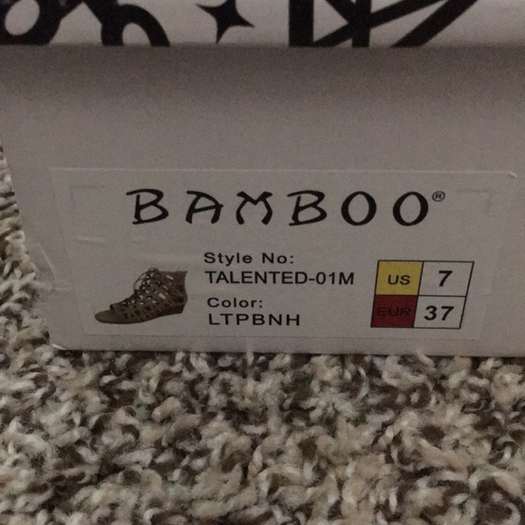 Tan low platform/wedge heel - Picture 2 of 4